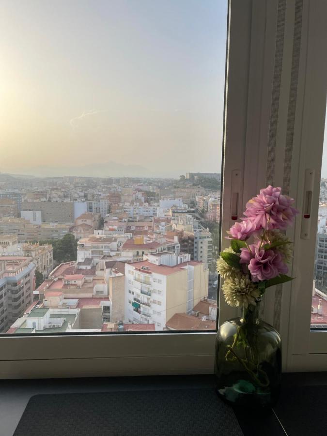 Sky Views Studio In City Centre Alicante Exterior foto