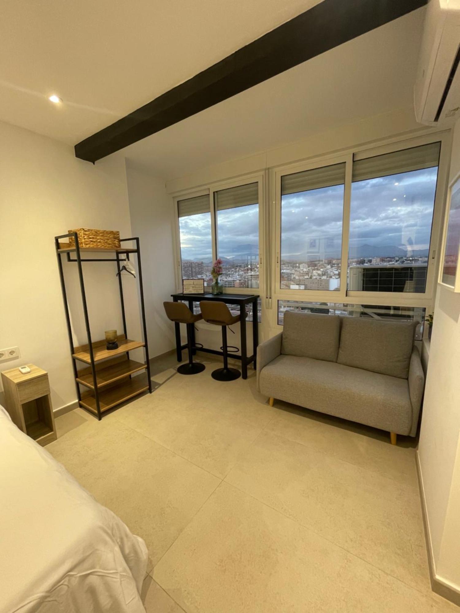 Sky Views Studio In City Centre Alicante Exterior foto